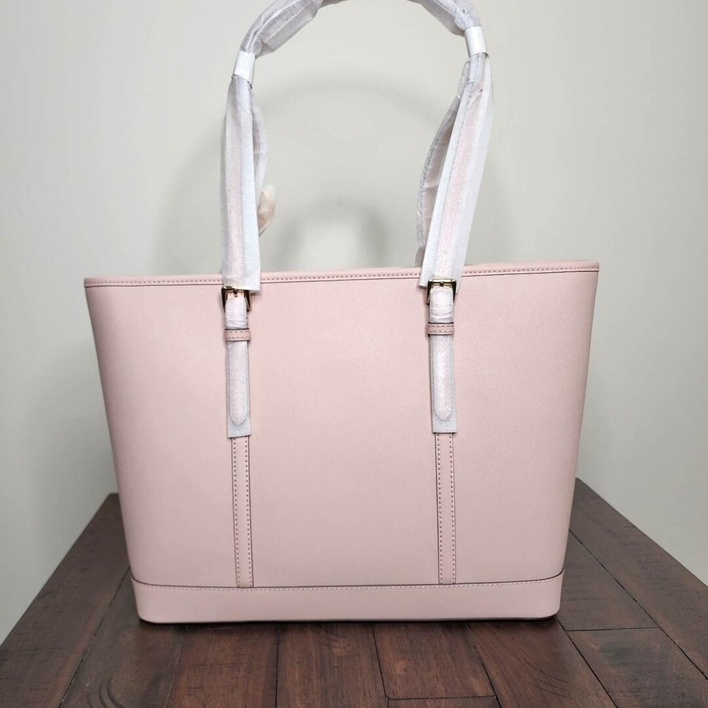 Michael Kors Pink Tote Bag.🩷 - Picture 5 of 8